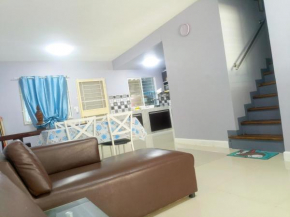 Private Room in a Shared House Phuket